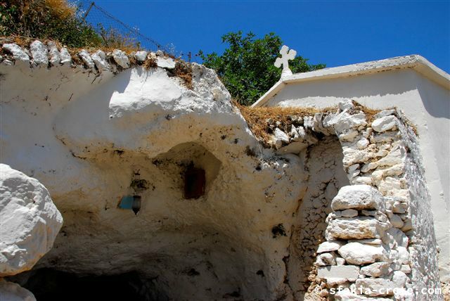 Photo report of a trip around Sfakia, Crete, May 2006